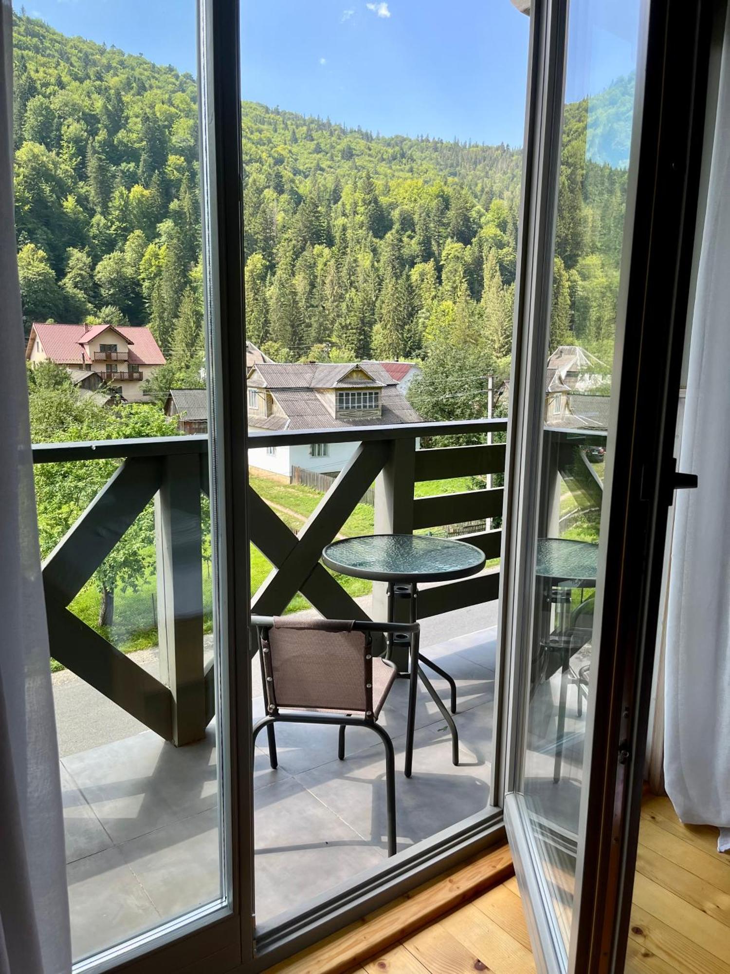 Hotel Hygge Tatariv Esterno foto