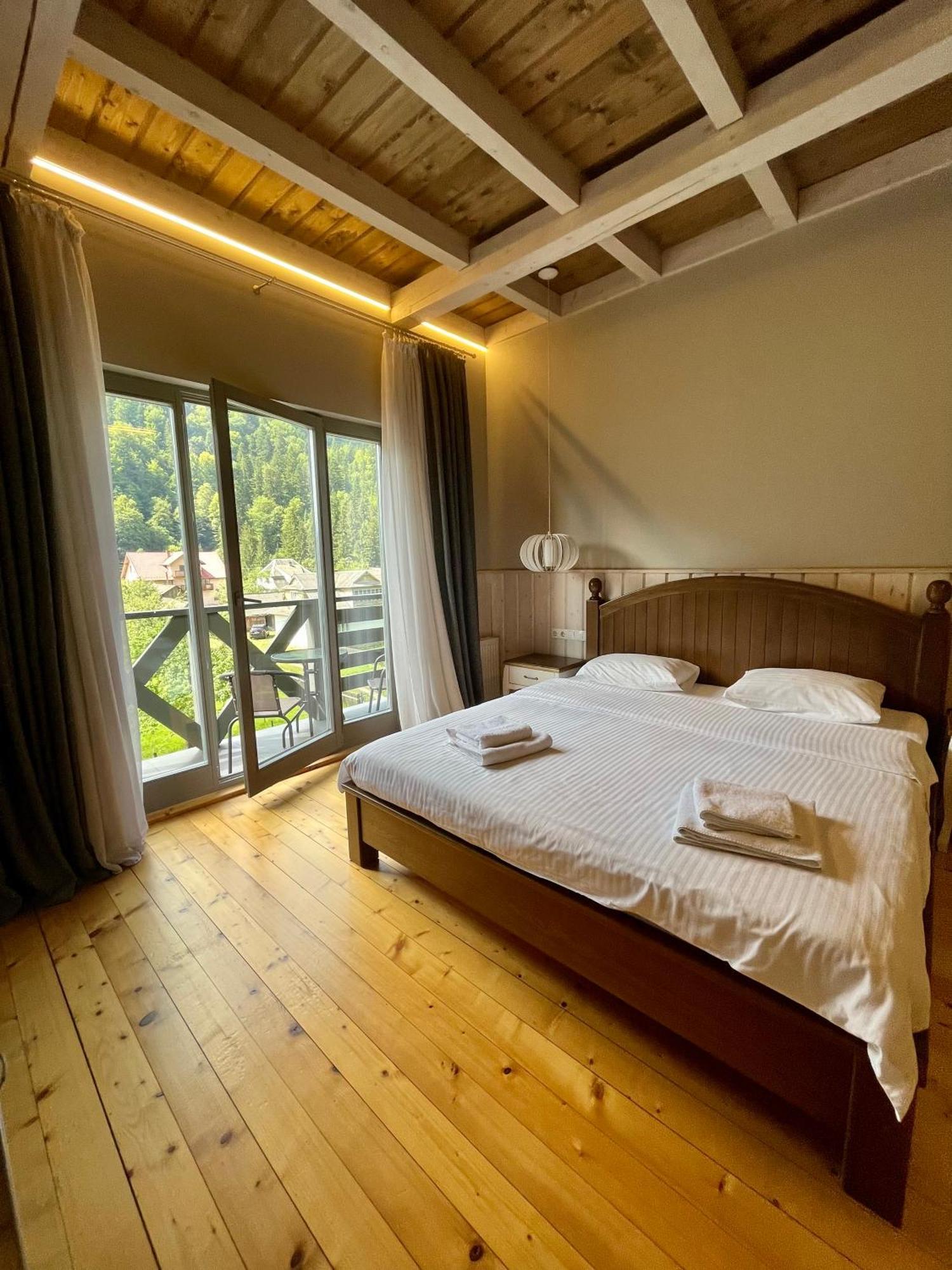 Hotel Hygge Tatariv Esterno foto